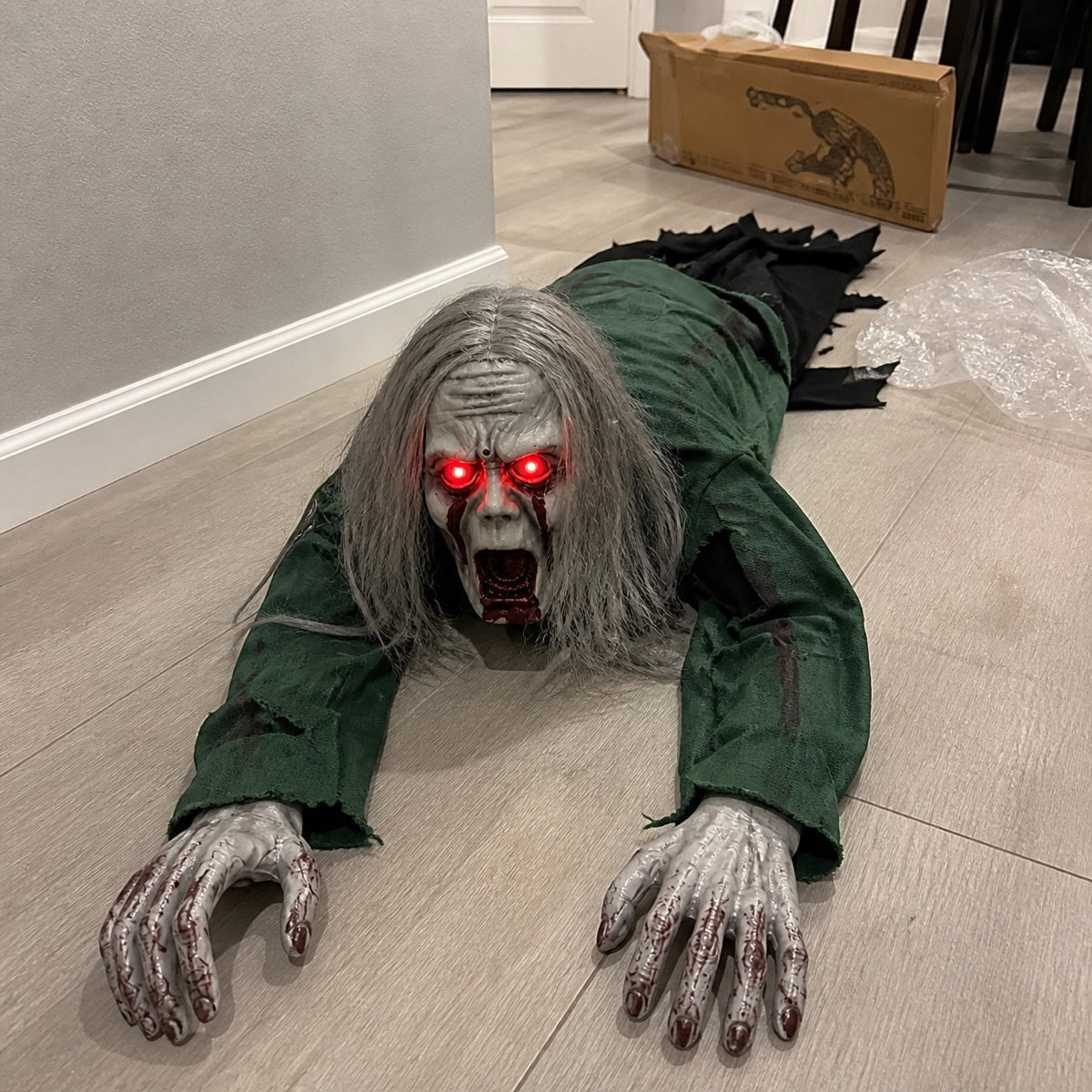Creepy Crawling Halloween Prop – Motion Activated Zombie