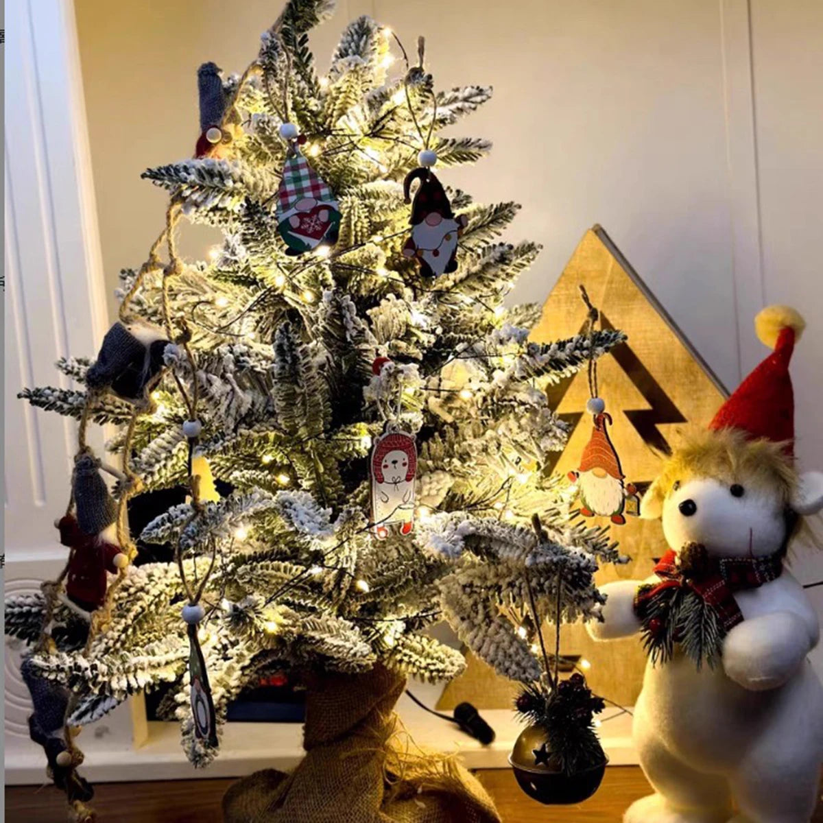 LED Cluster Firecracker String Lights for Christmas Tree