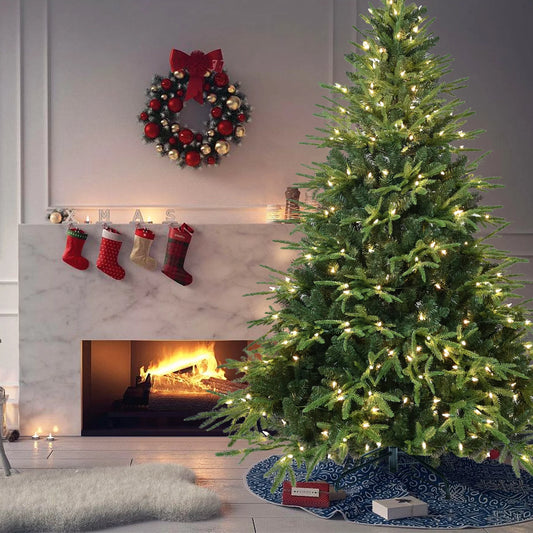 Prelit Artificial Christmas Tree
